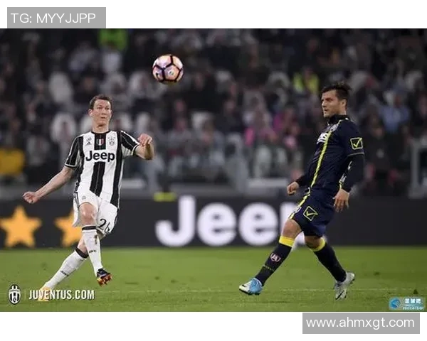 莫雷利亚与亚特兰特的激烈对决展现足球魅力与团队精神 莫雷利亚与亚特兰特的激烈对决展现足球魅力与团队精神