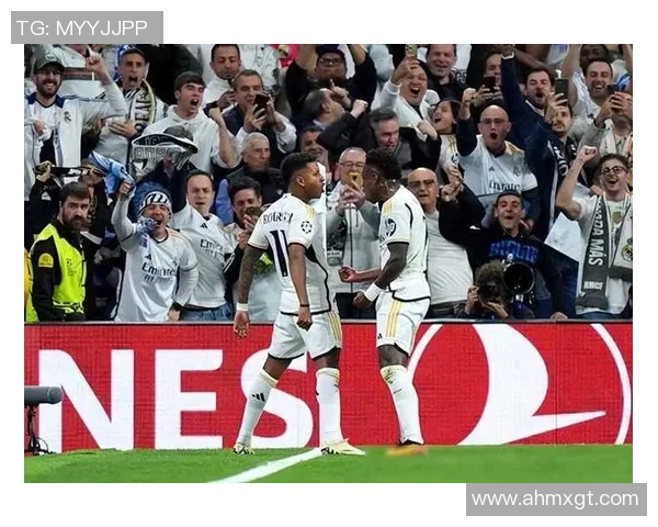 2012年皇马与曼城激战回顾：经典对决与精彩瞬间分析