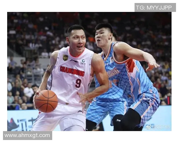 CBA四川队与深圳队激战正酣谁将赢得这场精彩对决 CBA四川队与深圳队激战正酣谁将赢得这场精彩对决