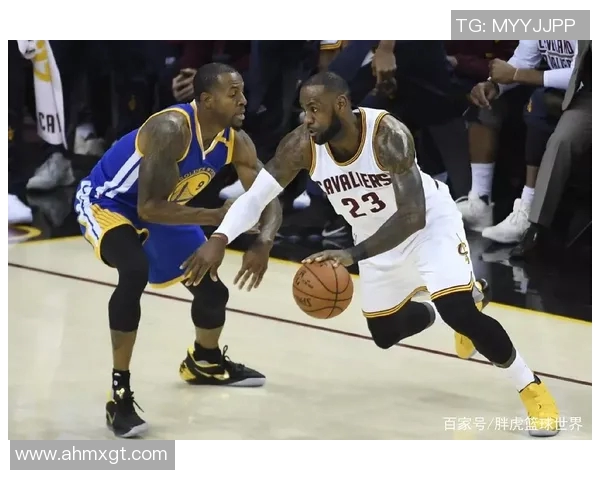 湖人对阵热火精彩全场回顾分析与赛后亮点总结