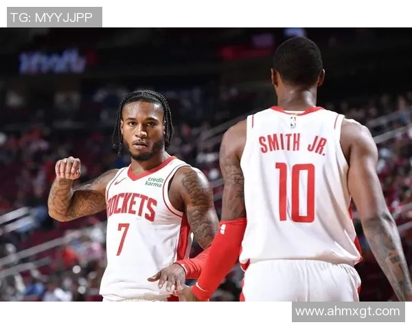 火箭队对阵雷霆精彩直播全程回顾与赛后分析